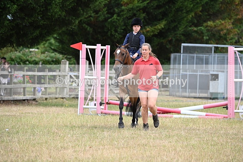 WJ6_9417 - Class 12 Minimus Jumping 45cm