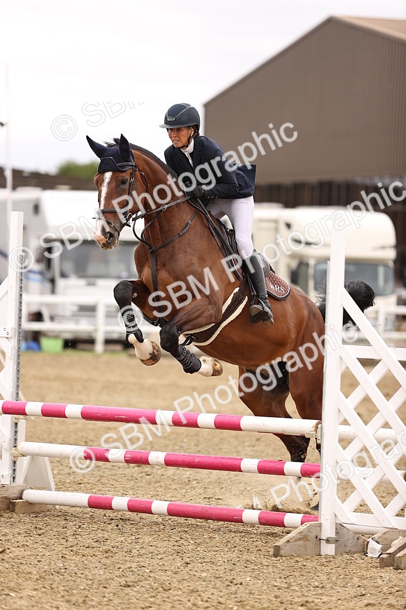 SBM_000098 - Class 1 - Clear Round