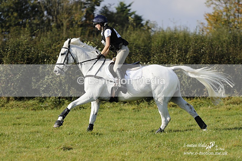  WWHT 171021 4033 - Open (1.00m)  17/10/21