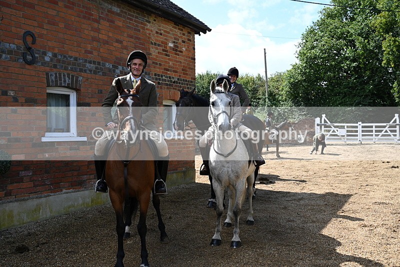 WJ7_7110 - Berks & Bucks at Blandy’s Farm 31-08-25