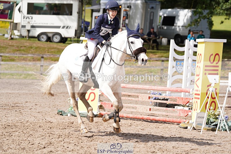 240824X-120336-23810 - 80cm Round 1 12.00 to 13.00