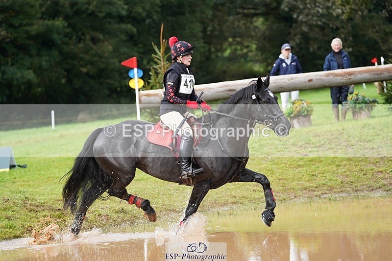 231021-130040-17081 - 414-LAMBORO.SPARKY-Lucy.Jowett-SC+XC