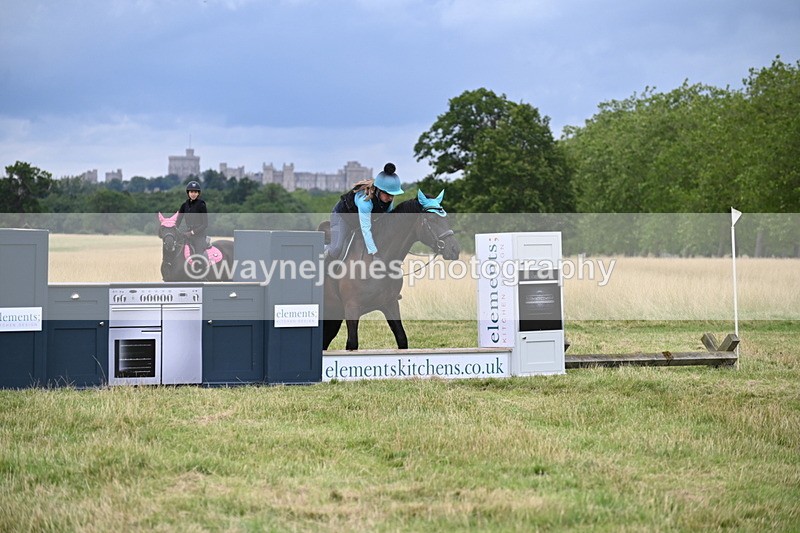 WJ6_3131 - Time at Jump 11:06 to 11:40