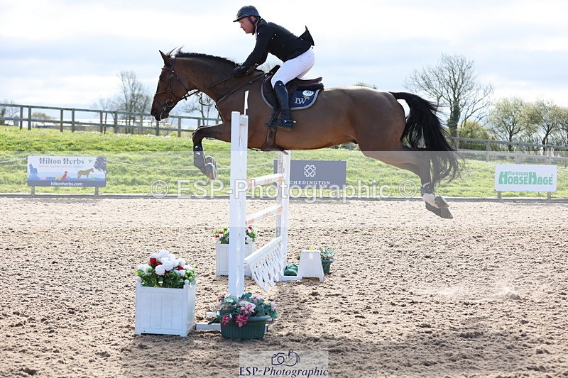 240419A-090630-05337 - Cls 22, 1 Star Gold Tour 1.30m