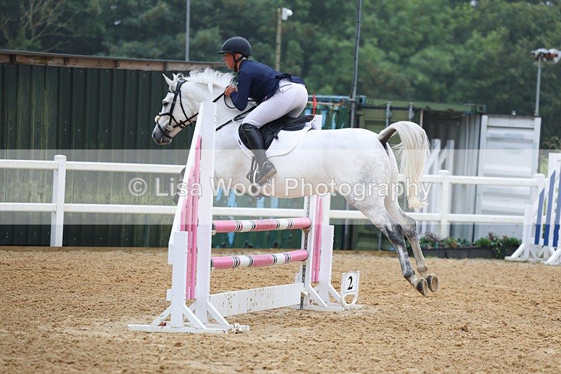 3E7A5306 - Class 4: Senior British Novice/90cm open