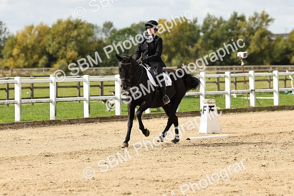 SBM_004703 - Class 69 - Novice 2