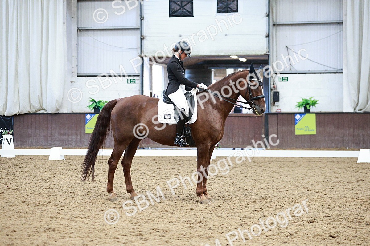 SBM_006626 - Class 16 - Advanced Medium 5 - 16.02-17.22