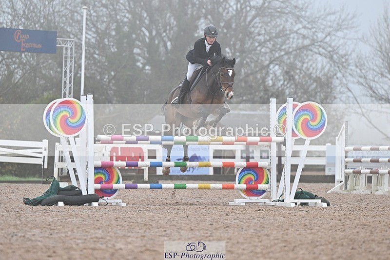 251115-124204-01048 - Cls 10 Pony Foxhunter and 1.10m Open