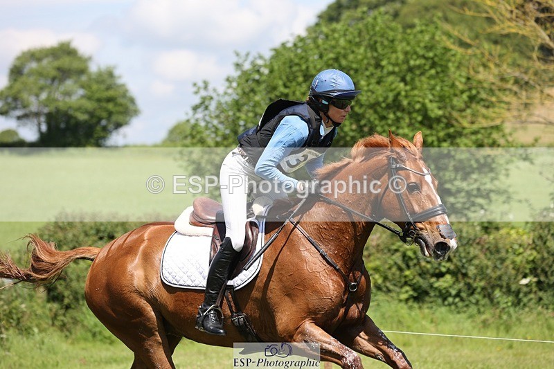 240525-120528-13300 - 367-CROSSTOWN_FINTANS_LAST-Catherine_Burrell