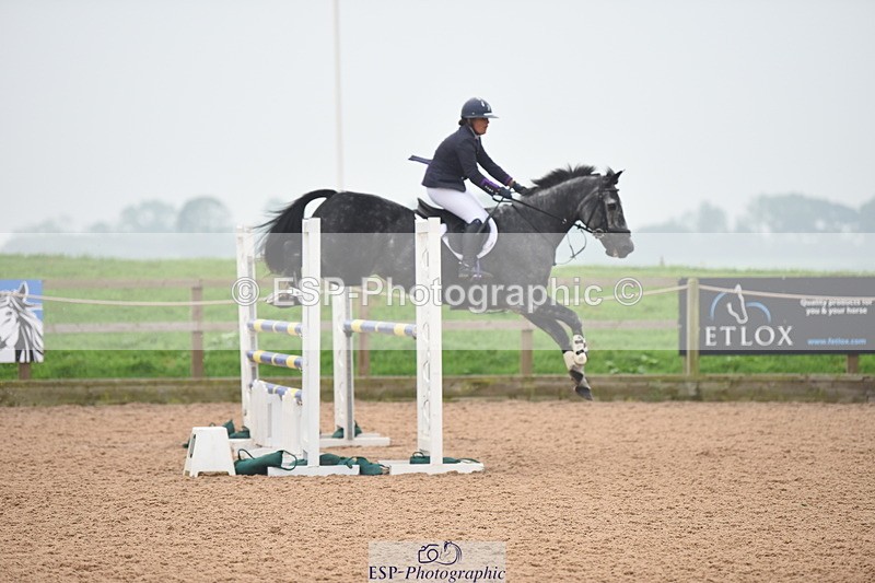 230916A-165554-05694 - Cls 19 Snr 1.10m Derby