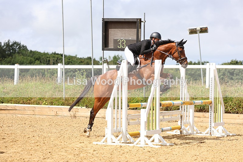 3E7A9843 - Class 9: Senior British Novice/90cm open