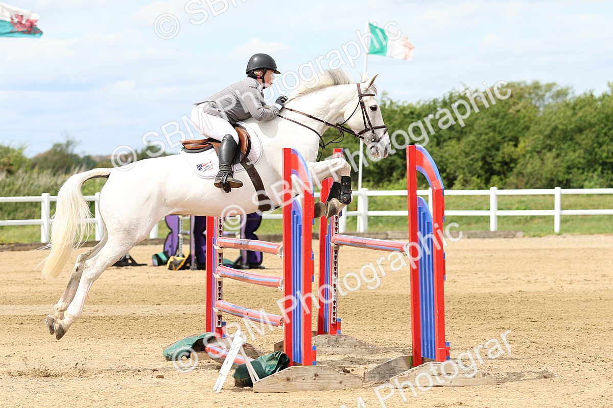 SBM_001124 - Class 4 - Senior Newcomers - 1.10m