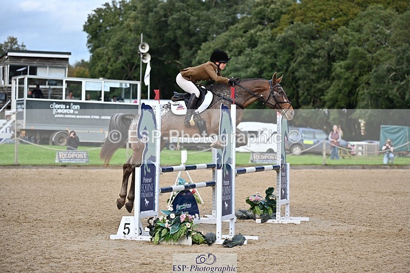 241027-143309-17936 - 501-Captain.Holly.Day-MUSTANG