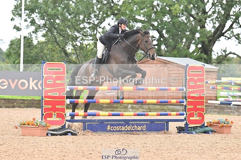 251003-132137-01091 - Cls 3 Foxhunter and 1.20m