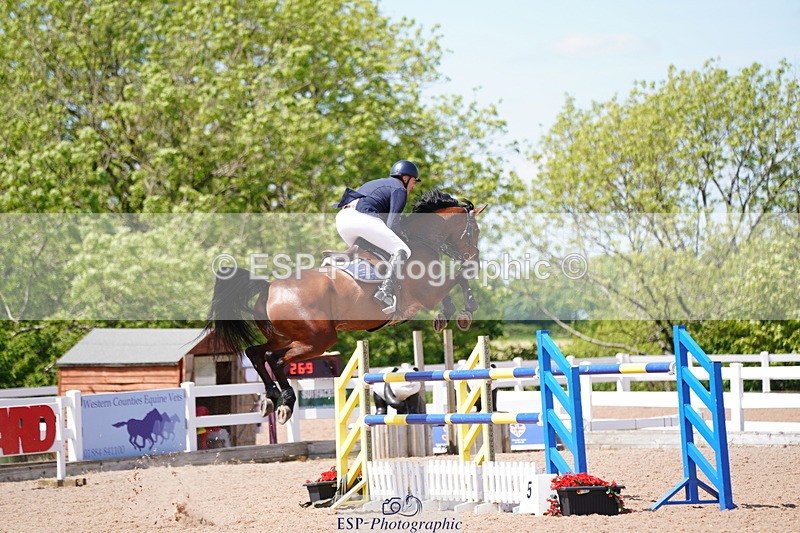 240525A-134022-06237 - Cls 17 National 1.30m