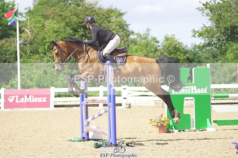 230729A-113218-04882 - Cls 21 Discovery & 1m Open