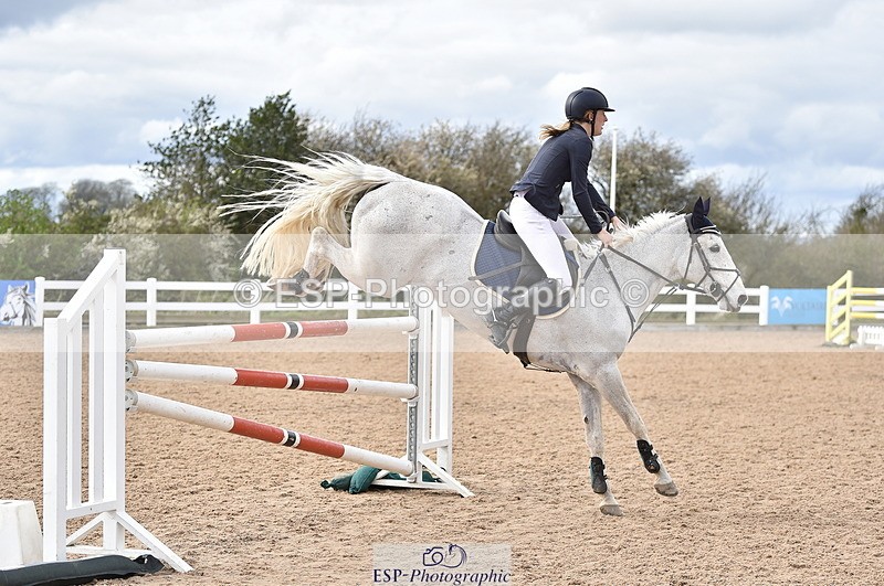 240403A-152720-00978 - Cls 5 Foxhunter and 1.20m Open