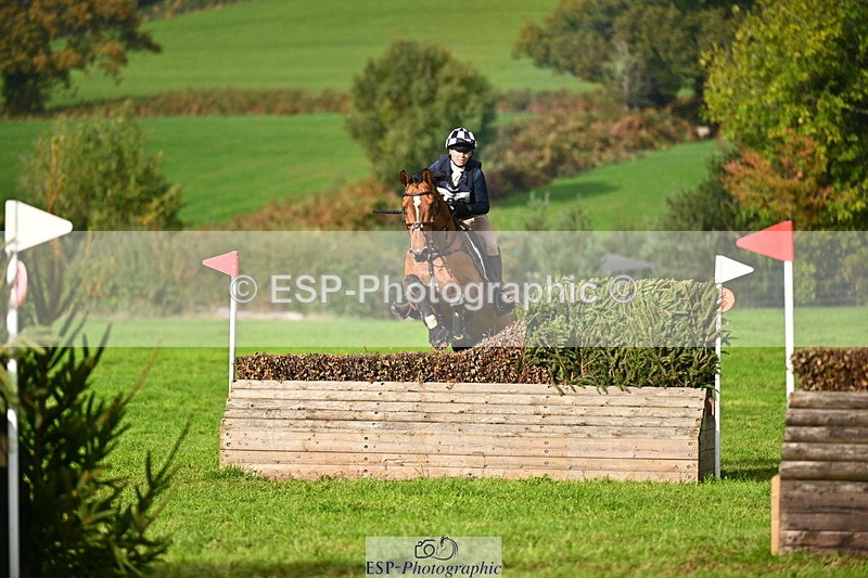 251025A-140353-20732 - F-486-Hannah.Smith