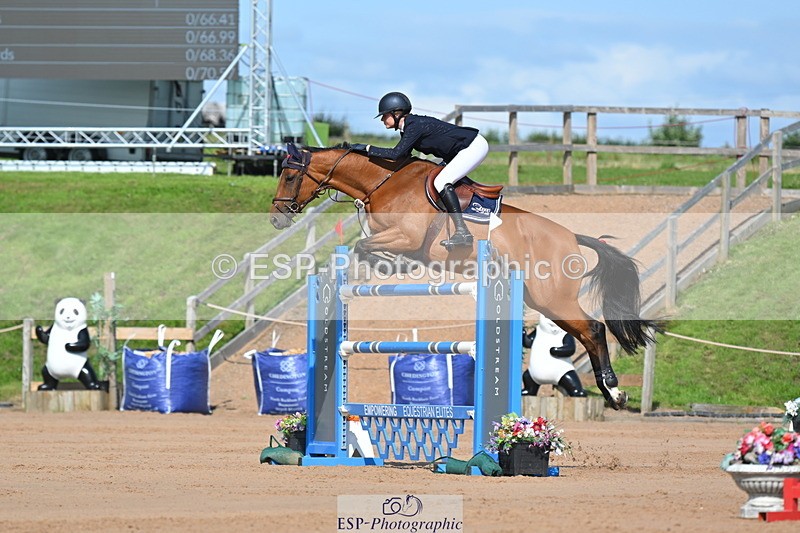 230721A-164718-07831 - Cls 10, 2 Star Big 1.45m Break to End