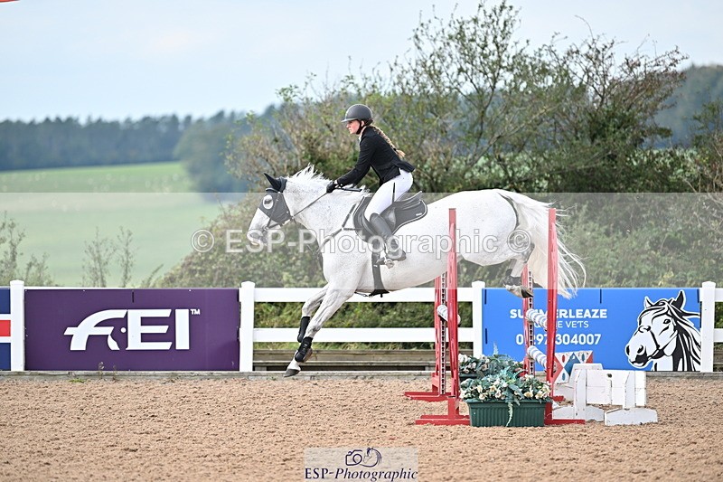 241004A-124249-02019 - Fri 09 95cm Amateur Quals