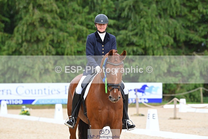 230813-162847-08306 - Medium Bronze Presentations