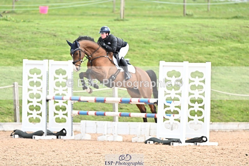 250416-122510-00818 - Cls 3 Snr 1.05m Open