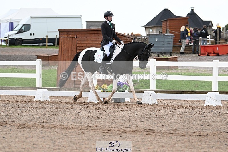 250907-120128-07342 - 020-Leo.De-ValentinoBarfields.Cosmopolitan