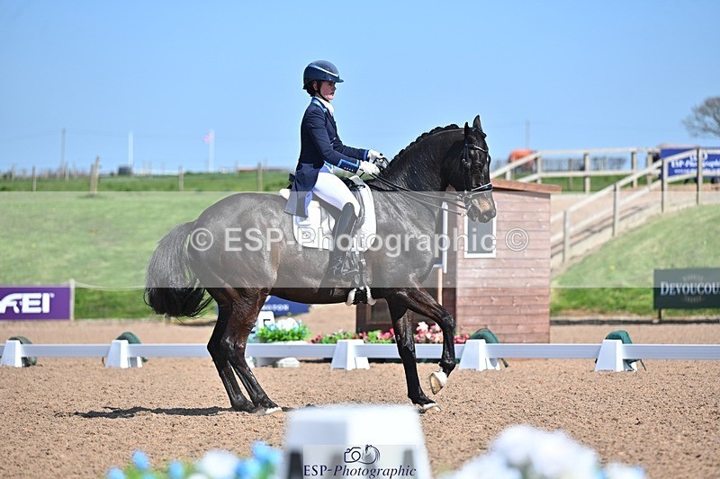 250405-122908-10661 - 174-Sarah.Khairallah-Ilowette