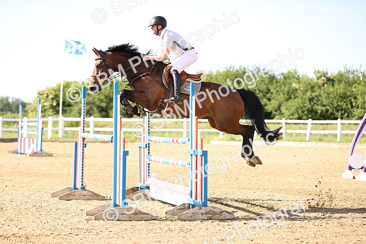 SBM_003117 - Class 5 - Senior Foxhunter - 1.20m