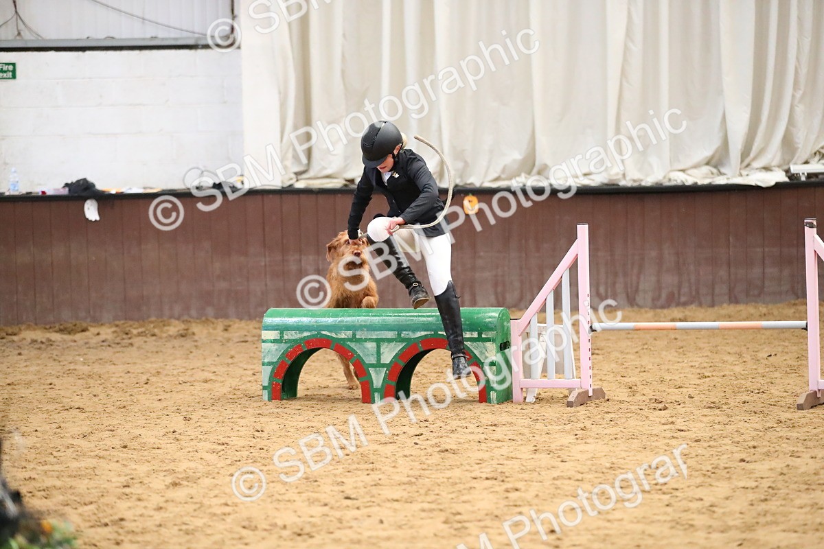 SBM_001151 - Class 3 - Horse & Hound