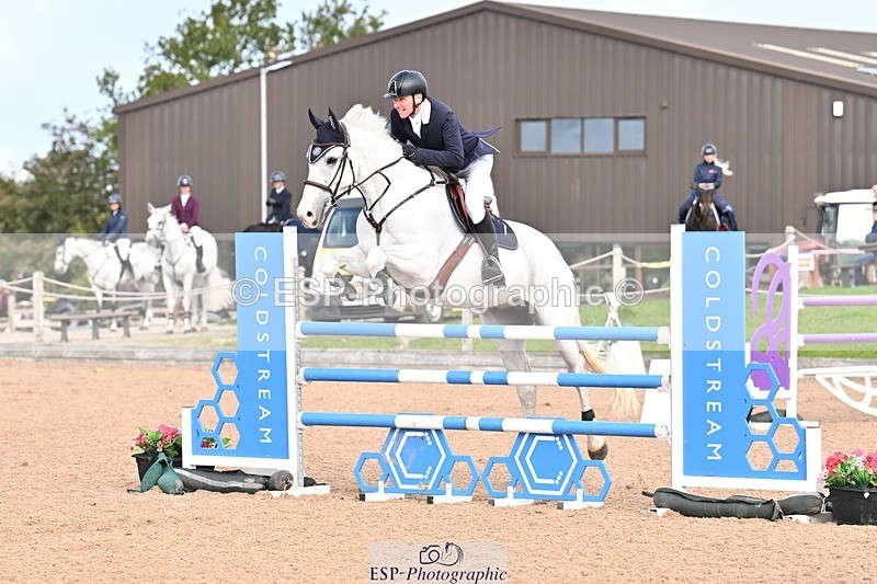 251005-101530-02707 - Cls 15 Foxhunter and 1.20m