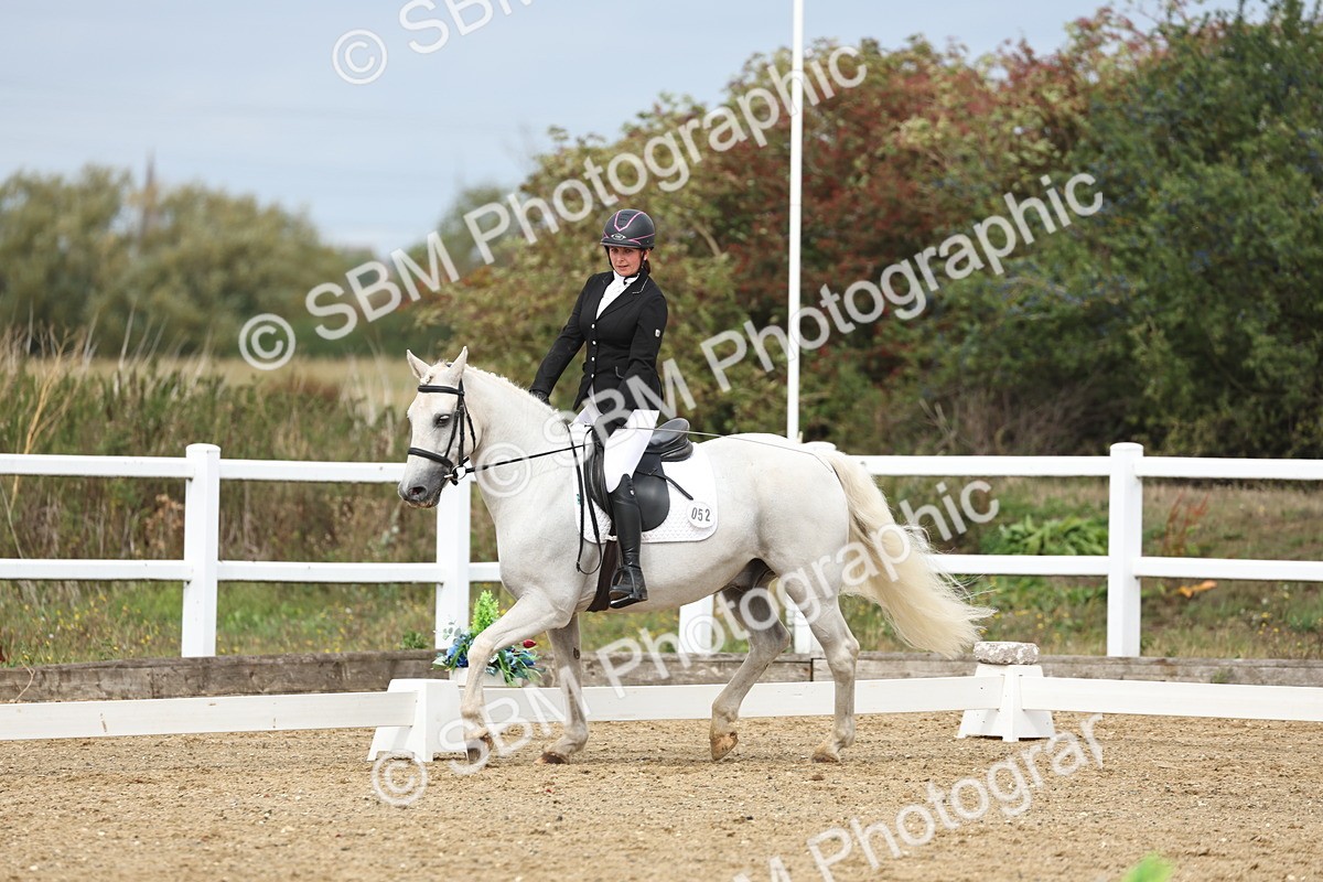SBM_002620 - Class 7 - Novice 2 Warm Up