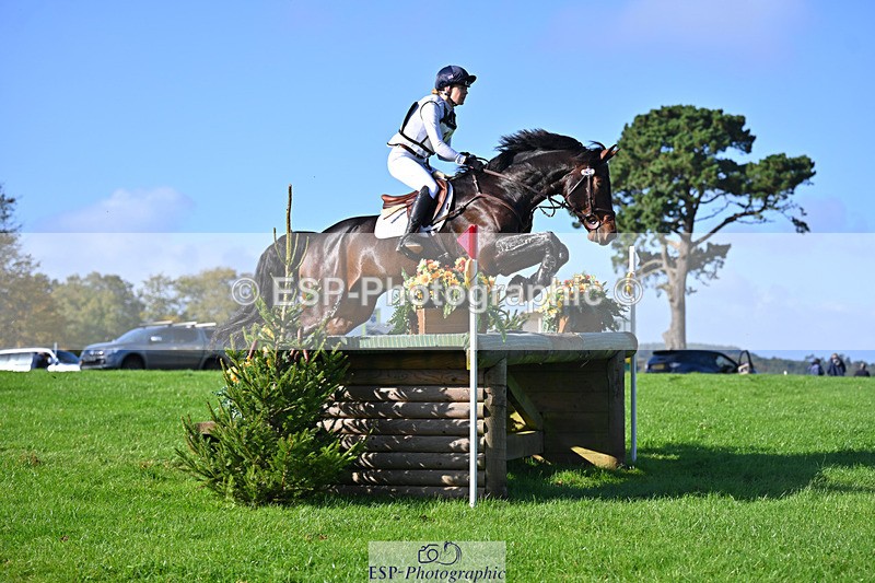 241025-111228-06676 - 012-Mollie.Summerland-SKITTEL.D'EKWI