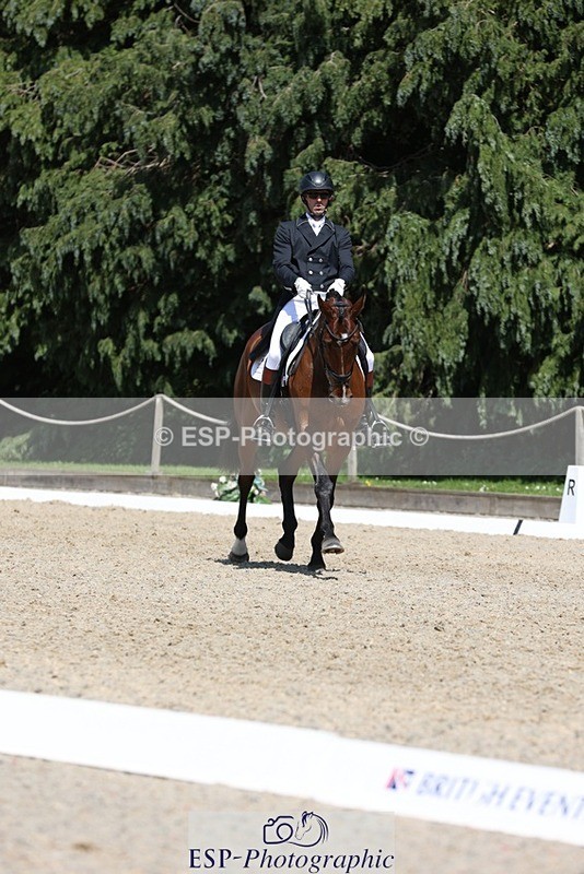 230526-140553-06448 - 371-JERPOINT_ECLIPSE-Max_Gordon-WEDTrotUp+DR