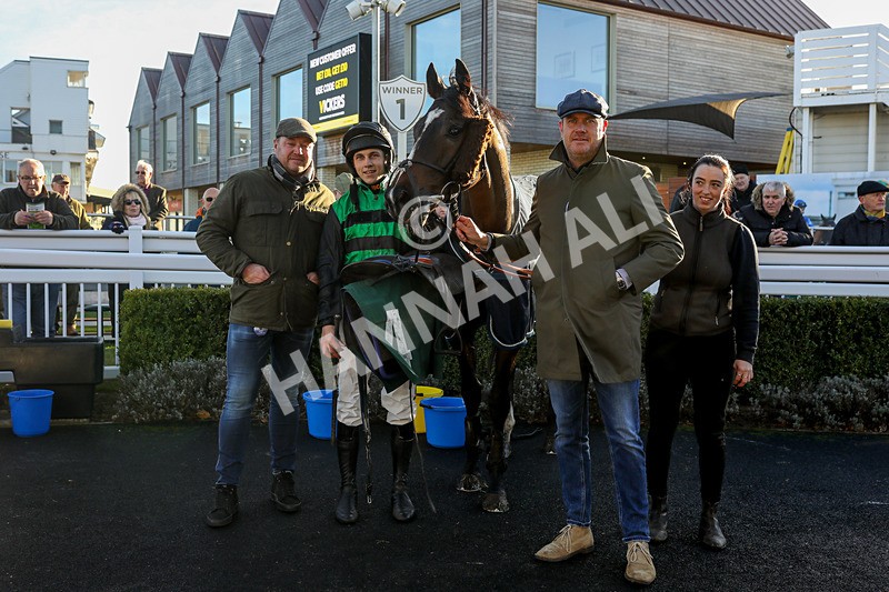 241123-Race 2-Latin Verse-0967 - Race 2