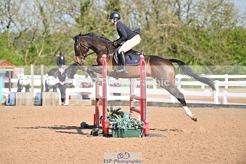 240509A-094112-00207 - Cls 1 British Novice and 90cm Open