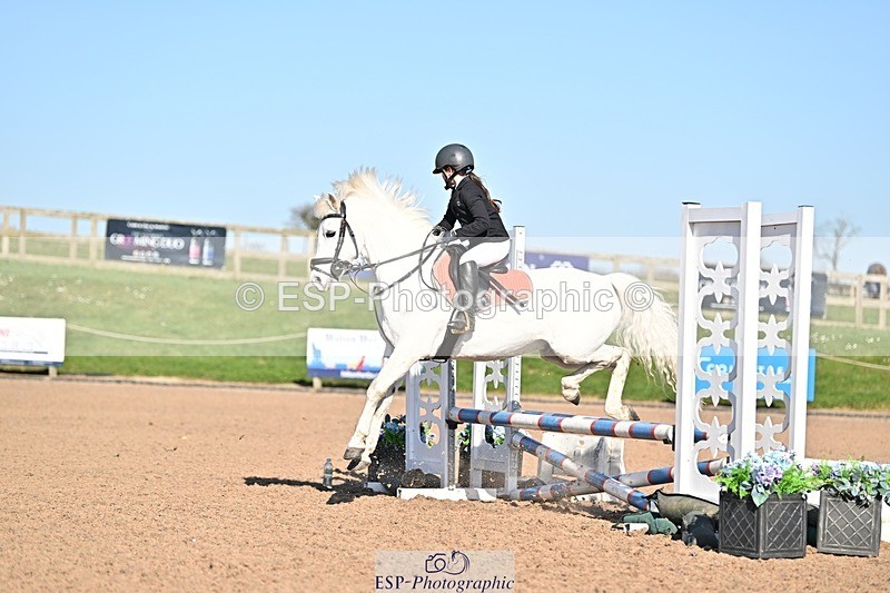 250401-164036-00182 - 60cm classes