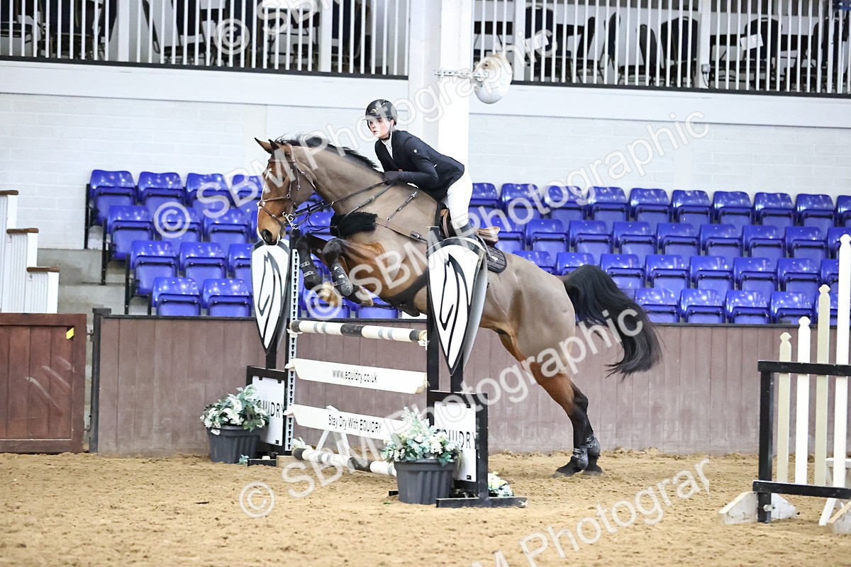 SBM_005649 - Class 17 - Senior Newcomers 1.10m