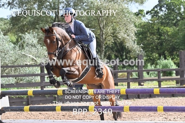BPP_2349 - CLASS 5   FRI Senior Foxhunter/ 1.20m Open