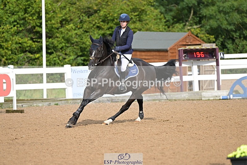 240912A-100748-00906 - Cls 8 Snr British Novice and 90cm Open