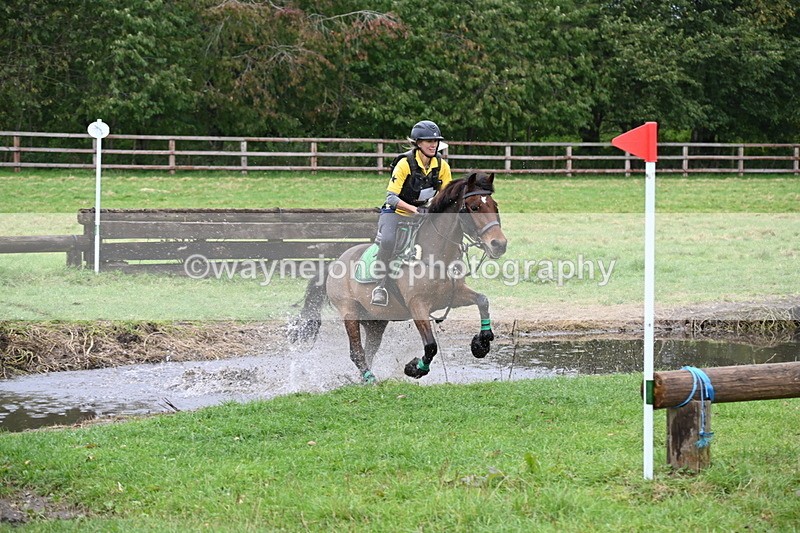 WJ6_3178 - Time at Photographer 11:01 to 11:20