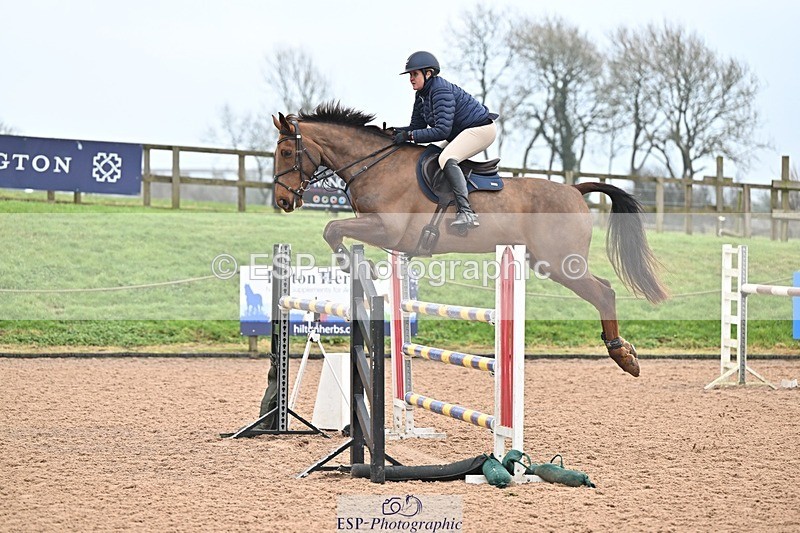 250122-142343-00628 - Cls 6 Foxhunter and 1.20m