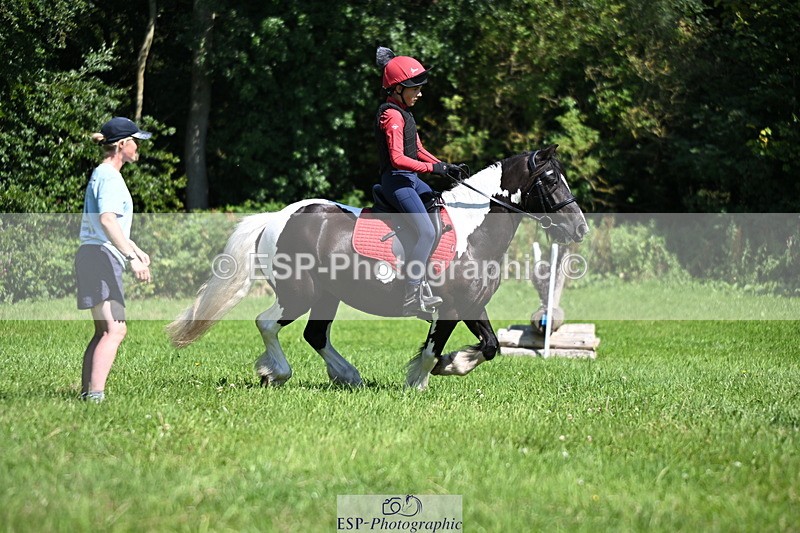 240729B-145330-02873 - Abbie's Group XC
