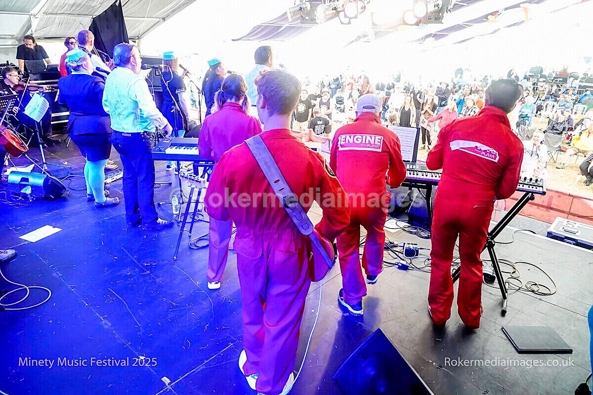 SATURDAY-26 - MINETY 2025