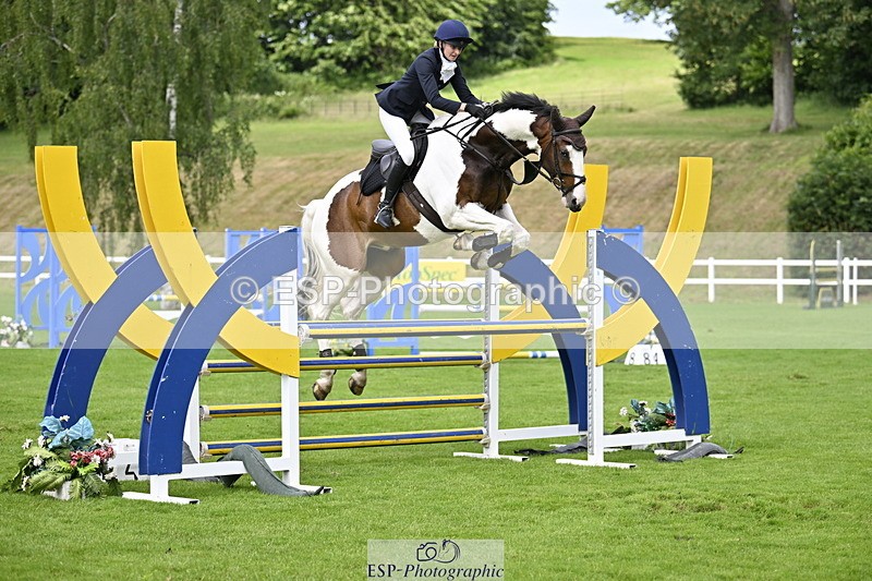 250613A-105750-00642 - Cls 1 Snr Newcomers and 1.10m Open