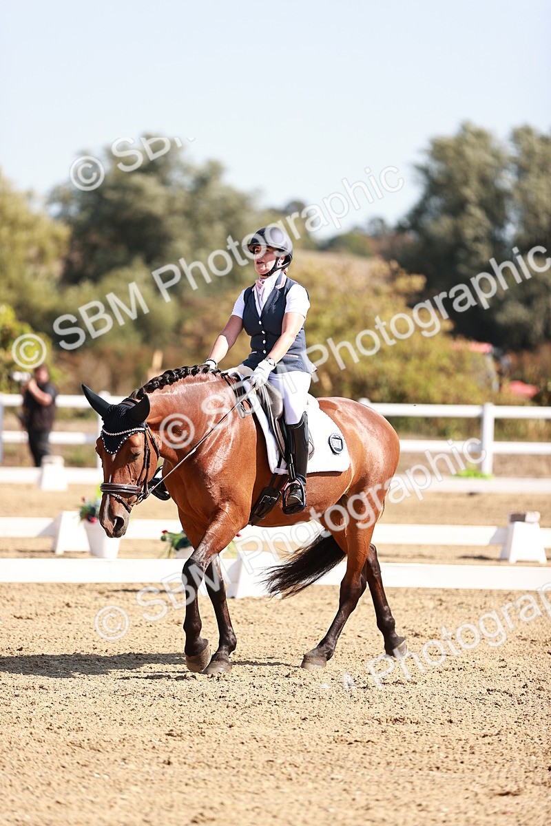 SBM_004429 - Class 12 - Novice 5 - 10.31-11.41