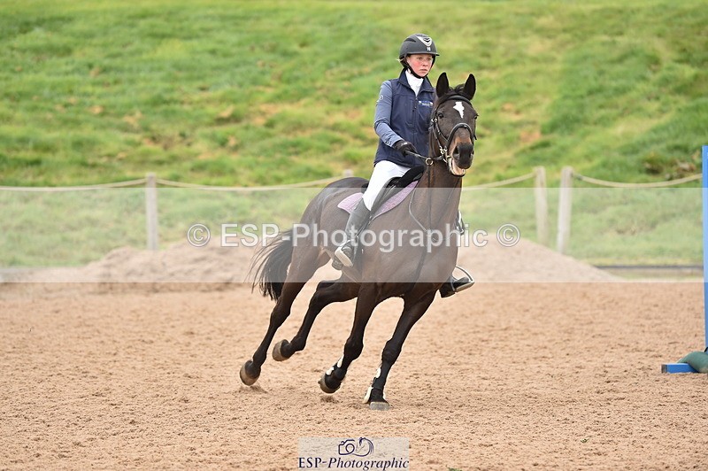 240331A-111130-00645 - 90cm First Round