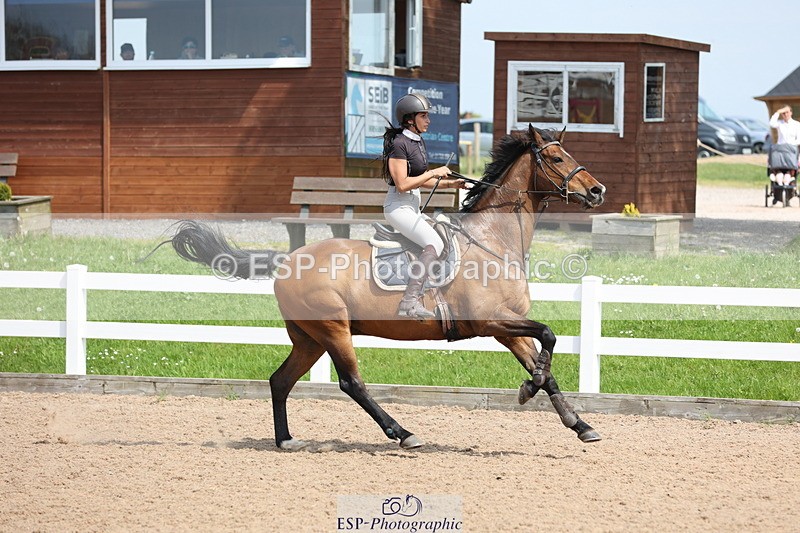 240510A-142137-07602 - Cls 17 1.05m National Am Quali