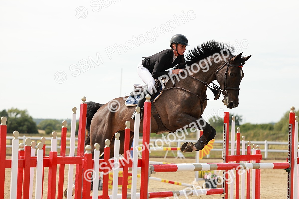 SBM_008167 - Class 4 - Senior Foxhunter - 1.20m Open