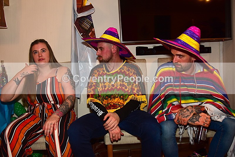 LEE-377 - Lee's 30th